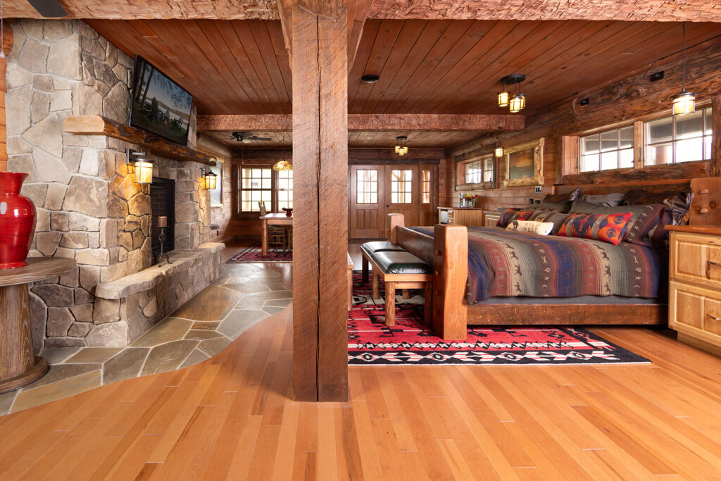 Western Barn Suite